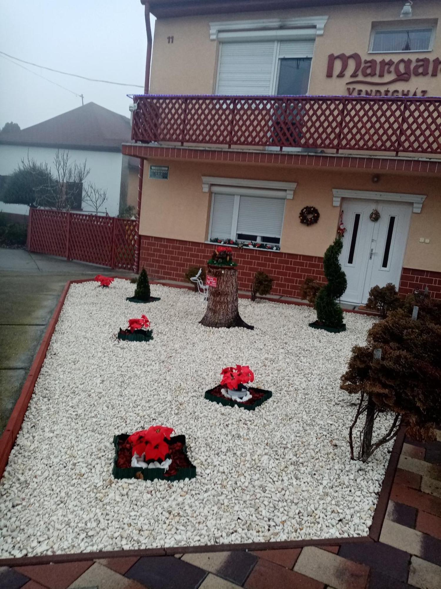 Margaret Apartman Egerszalók Zewnętrze zdjęcie