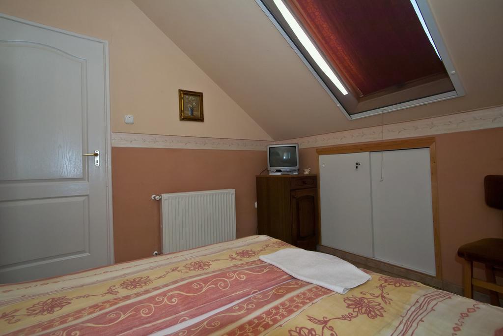 Margaret Apartman Egerszalók Pokój zdjęcie